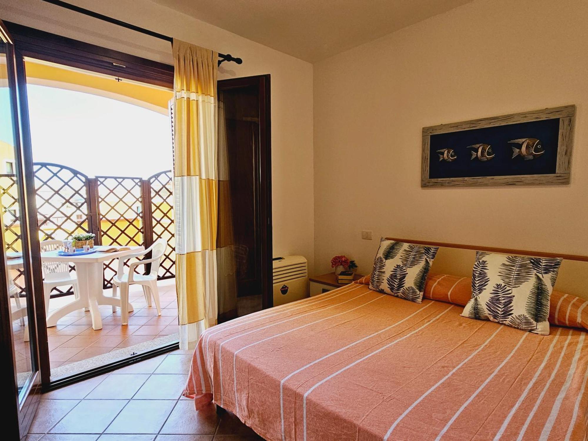La Residenza Poseidone Apartment ซานตา เตเรซา กัลลูรา ห้อง รูปภาพ